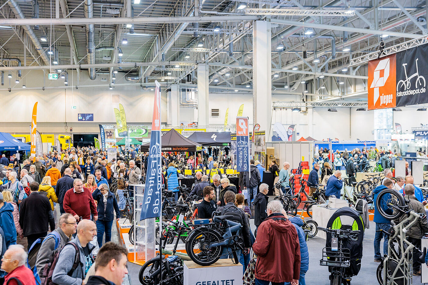 Blick auf die Messe