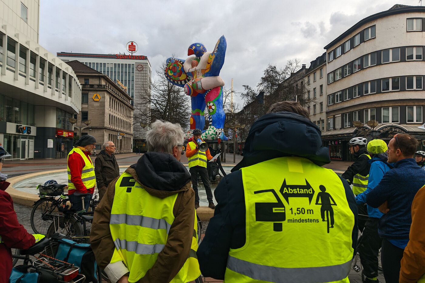 Gedenkminute von Fahrradfahrenden für #Natenom