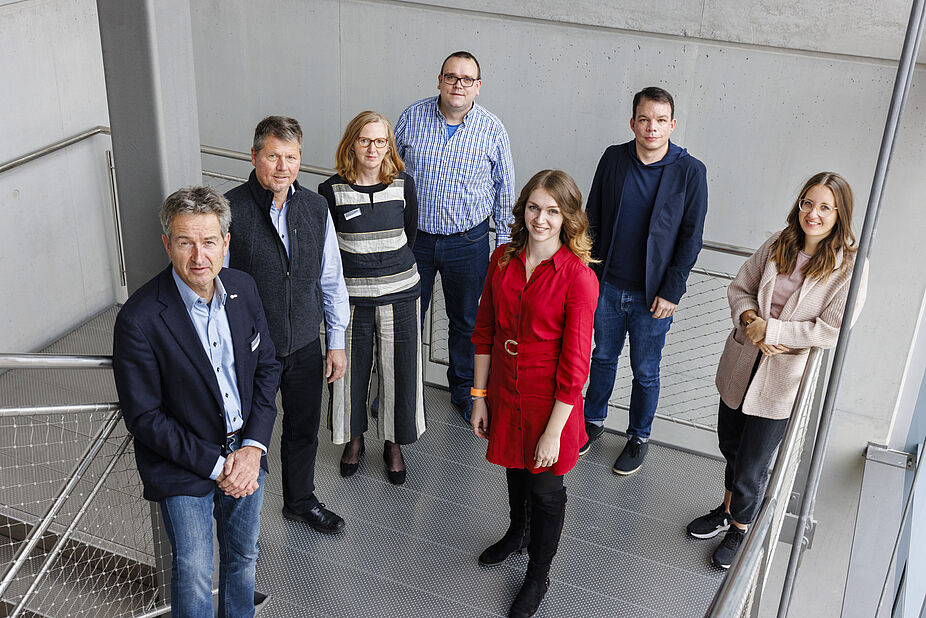 Der Fahrradclub ADFC hat einen neuen Bundesvorstand (v.l.n.r.): Christian Tänzler, Dr. Joachim Lohse, Amelie Döres, Christoph Schmidt, Rebecca Peters, Reinhard Buschmann und Hanna Grau. ADFC | Bundeshauptversammlung am 13. - 14. November 2021