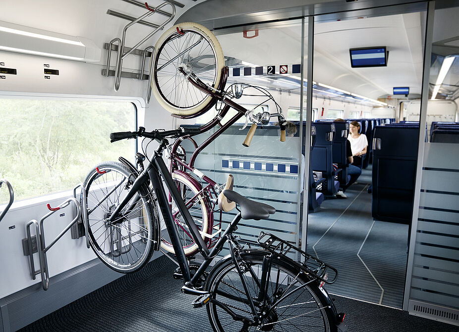 ICE 4 mit Fahrradabteil // Copyright: Deutsche Bahn AG / Tobias Gromatzki